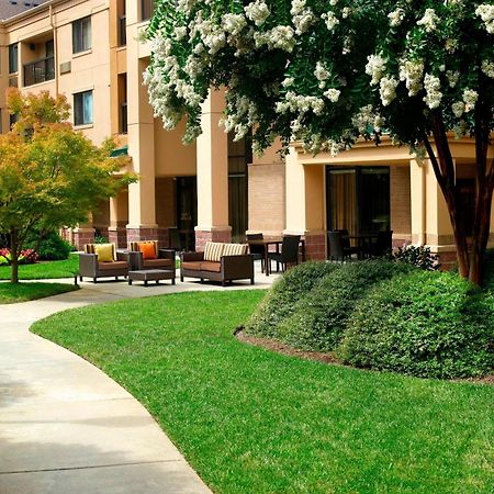 Hotel Courtyard By Marriott Atlanta Alpharetta Esterno foto