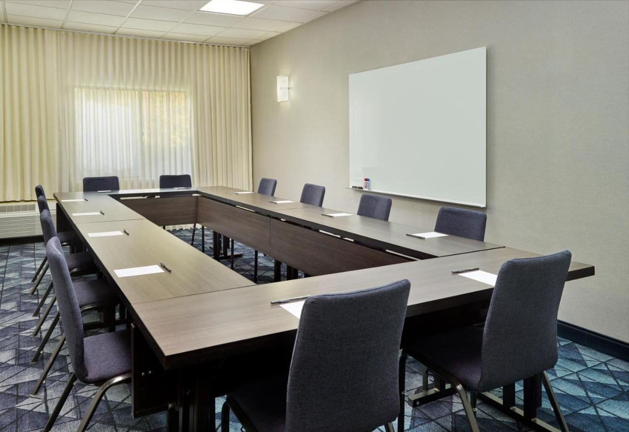 Hotel Courtyard By Marriott Atlanta Alpharetta Esterno foto